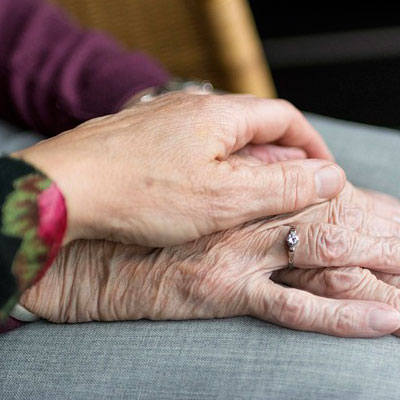 paciente recuperacion cuidadora casa paciente recuperacion cuidadora casa